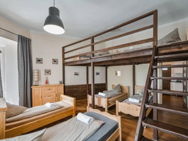 Apartamenty Goralska Pasja Krupowki 37 Zakopane Exterior photo